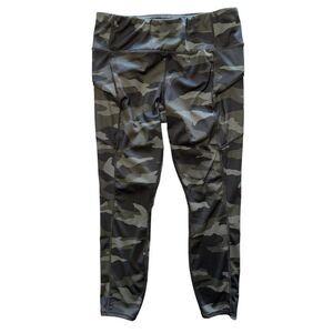 W1 ATHLETA WOMEN'S 405480 Green CAMO CONTENDER 7/8 TIGHT PANT Medium Pockets